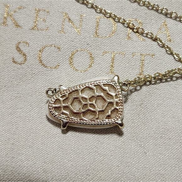Kendra Scott White Iridescent Isla Pendant Necklace Rare HTF gold tone - Picture 5 of 11
